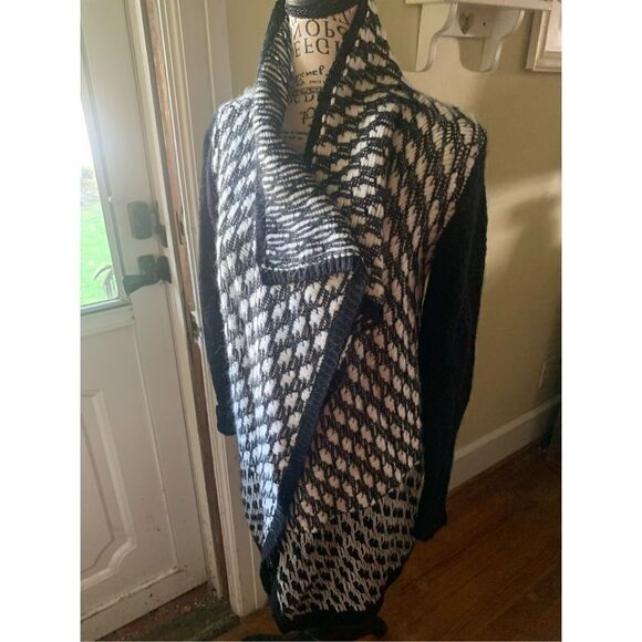 Ruby Moon Wool Blend Sweater - Picture 10 of 13